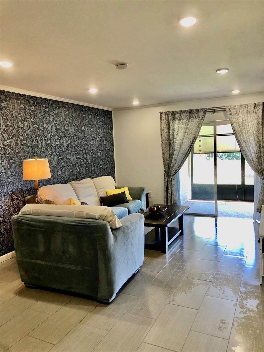 102 CAPRI ISLES BLVD #106