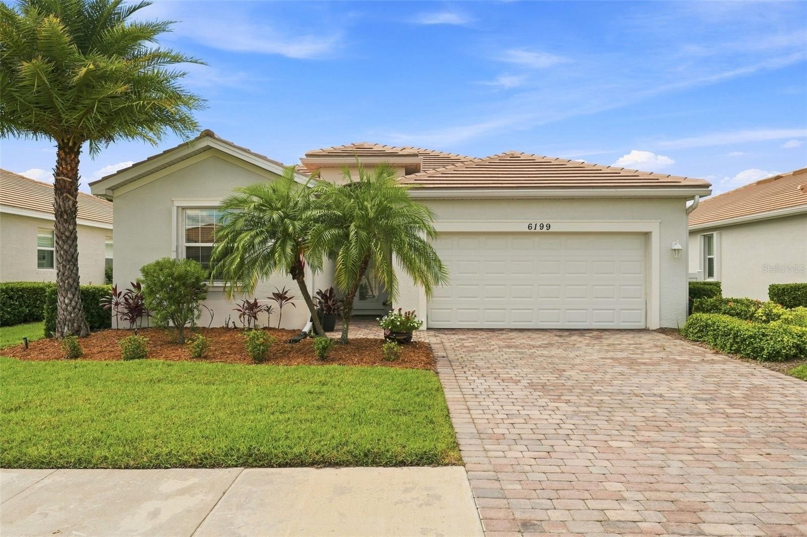6199 GRAND CYPRESS BLVD