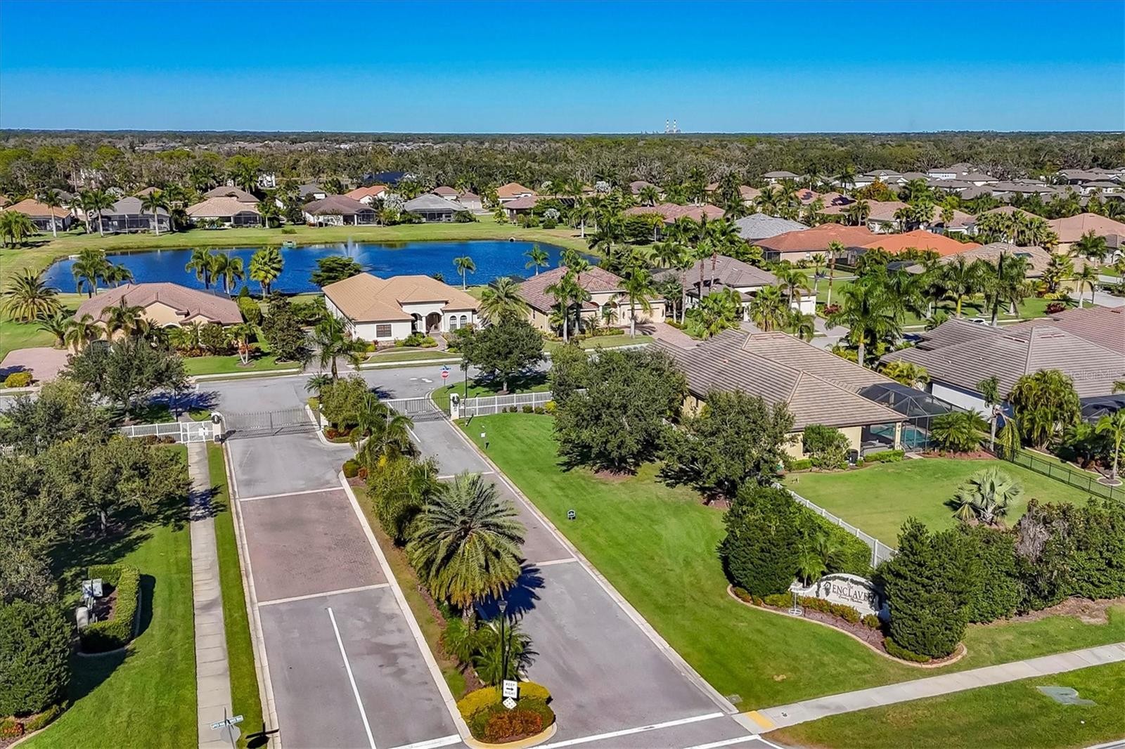 902 145TH STREET CIR NE