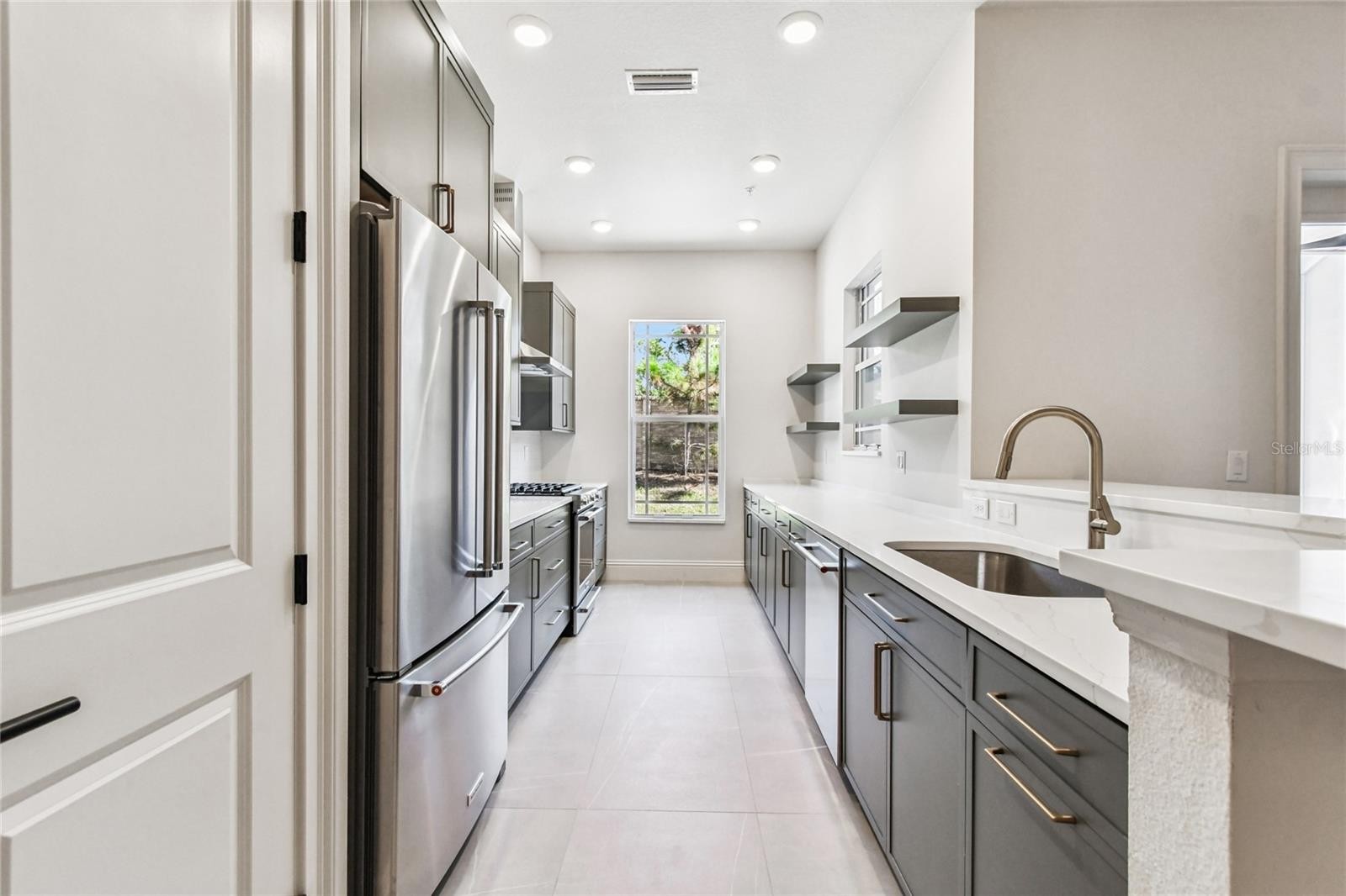 7804 HIDDEN CREEK LOOP #102