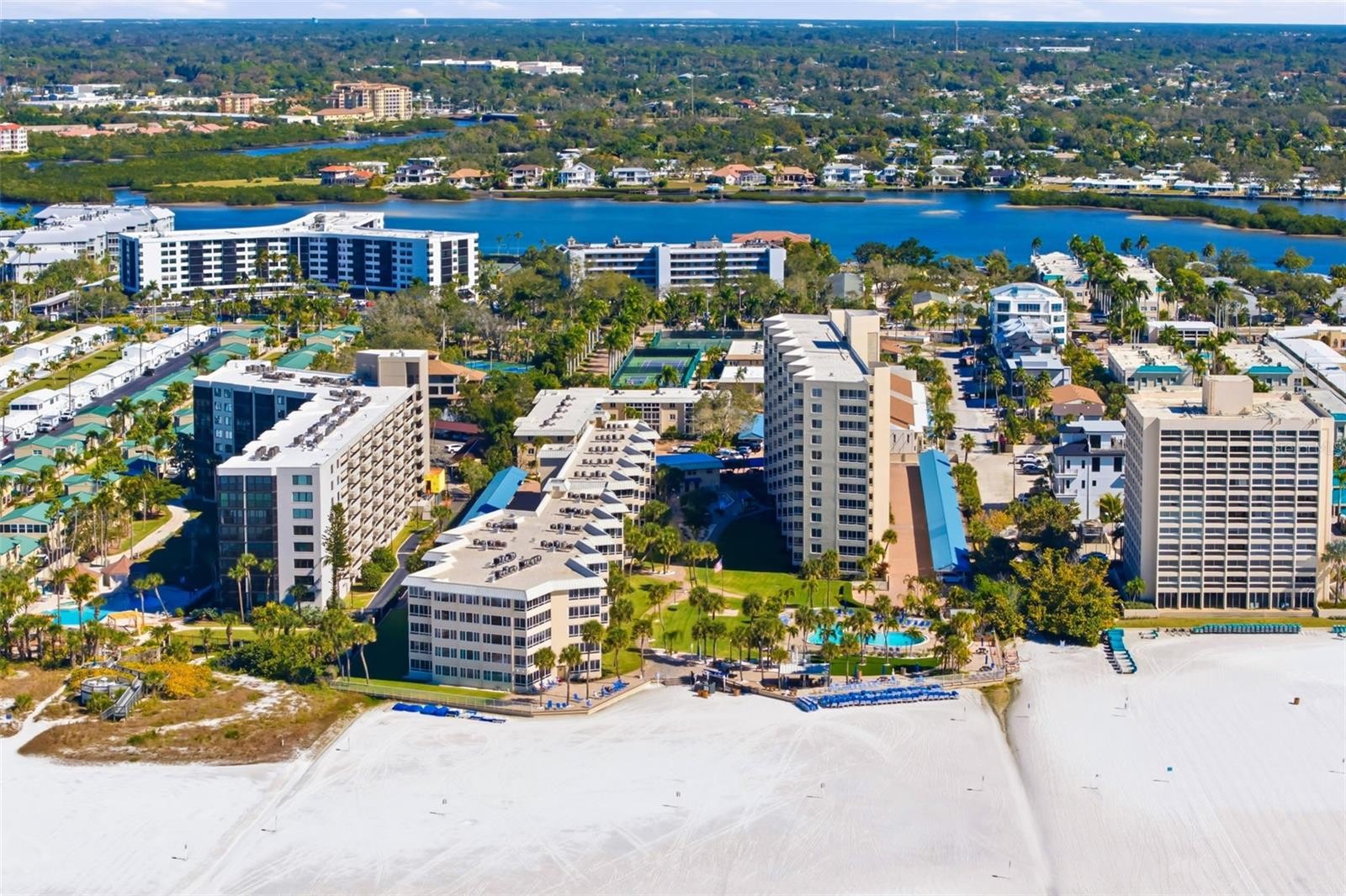 5920 MIDNIGHT PASS RD #704