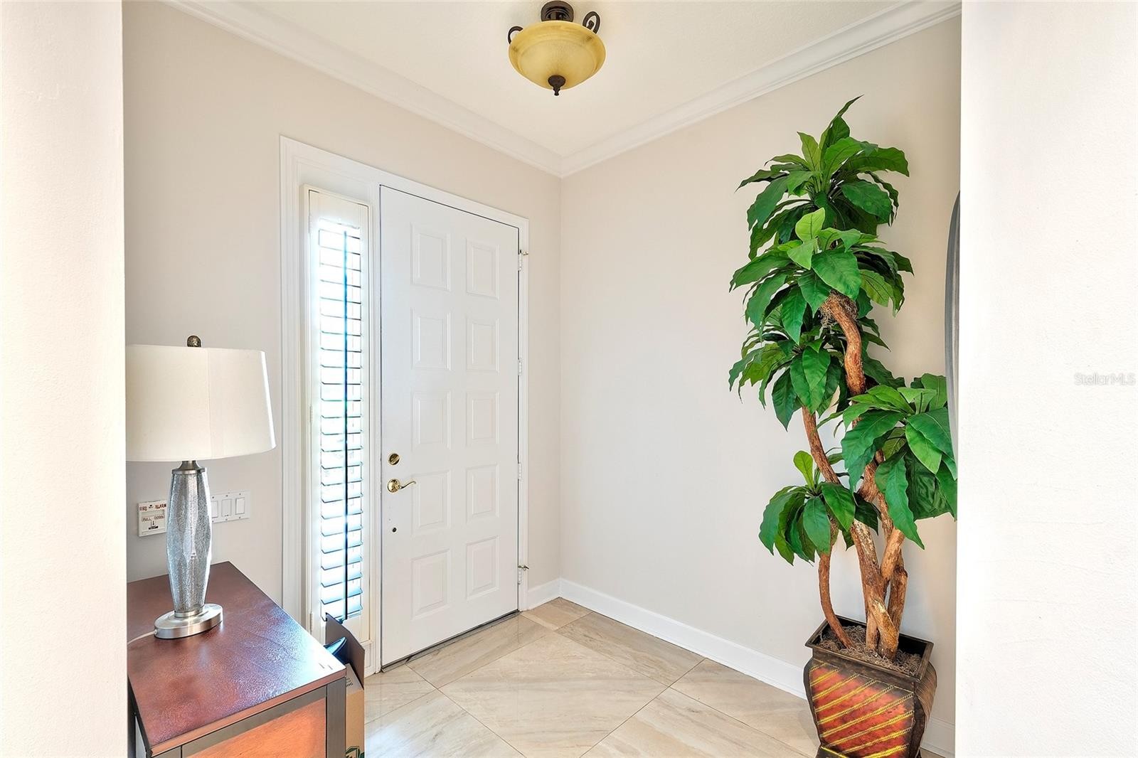 5264 BOUCHARD CIR #102