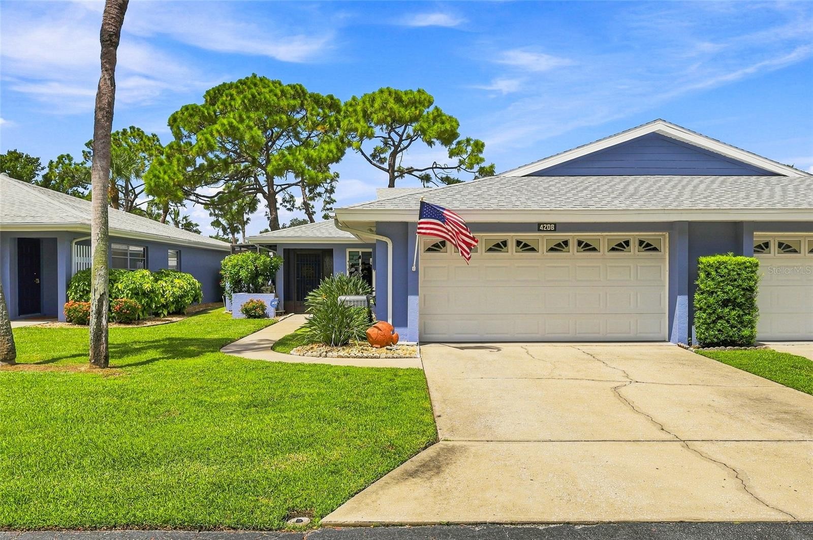 4208 CENTER POINTE LN #27
