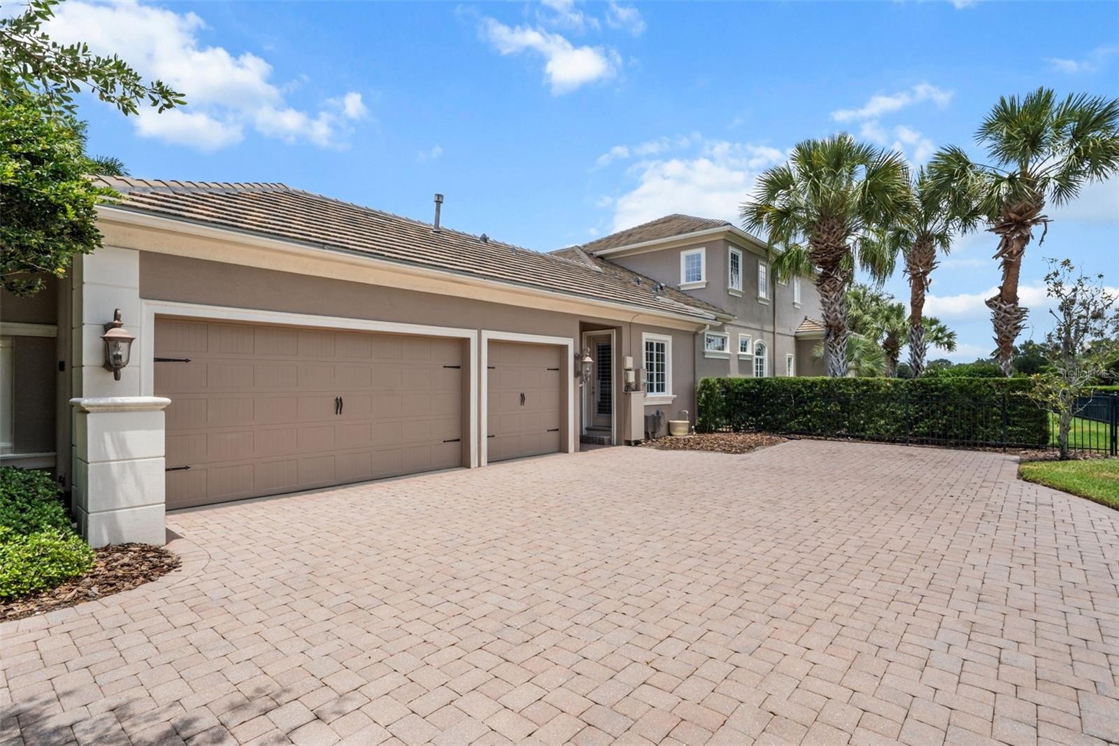 4085 FOUNDERS CLUB DR