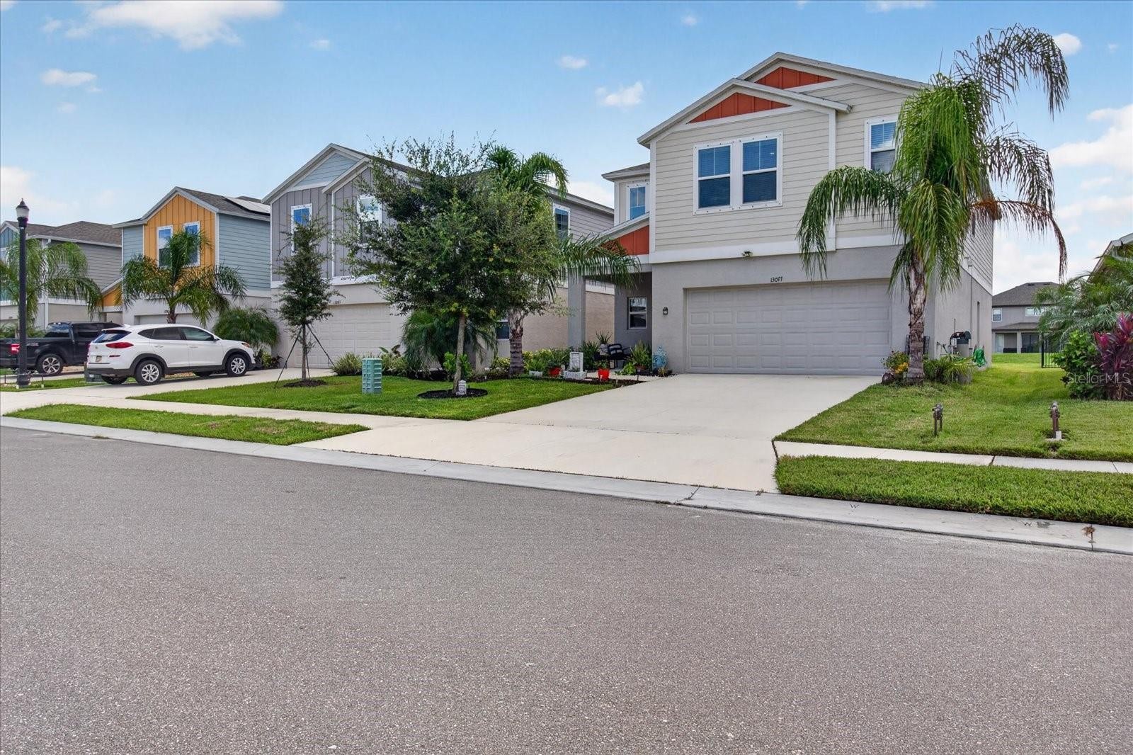 13077 OAK HILL WAY