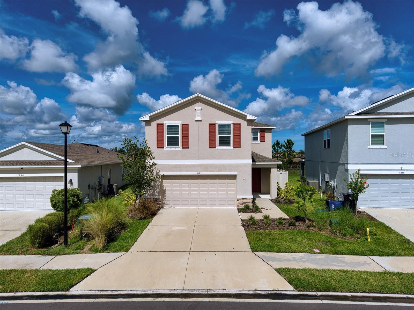 11252 FIELDSTONE DR