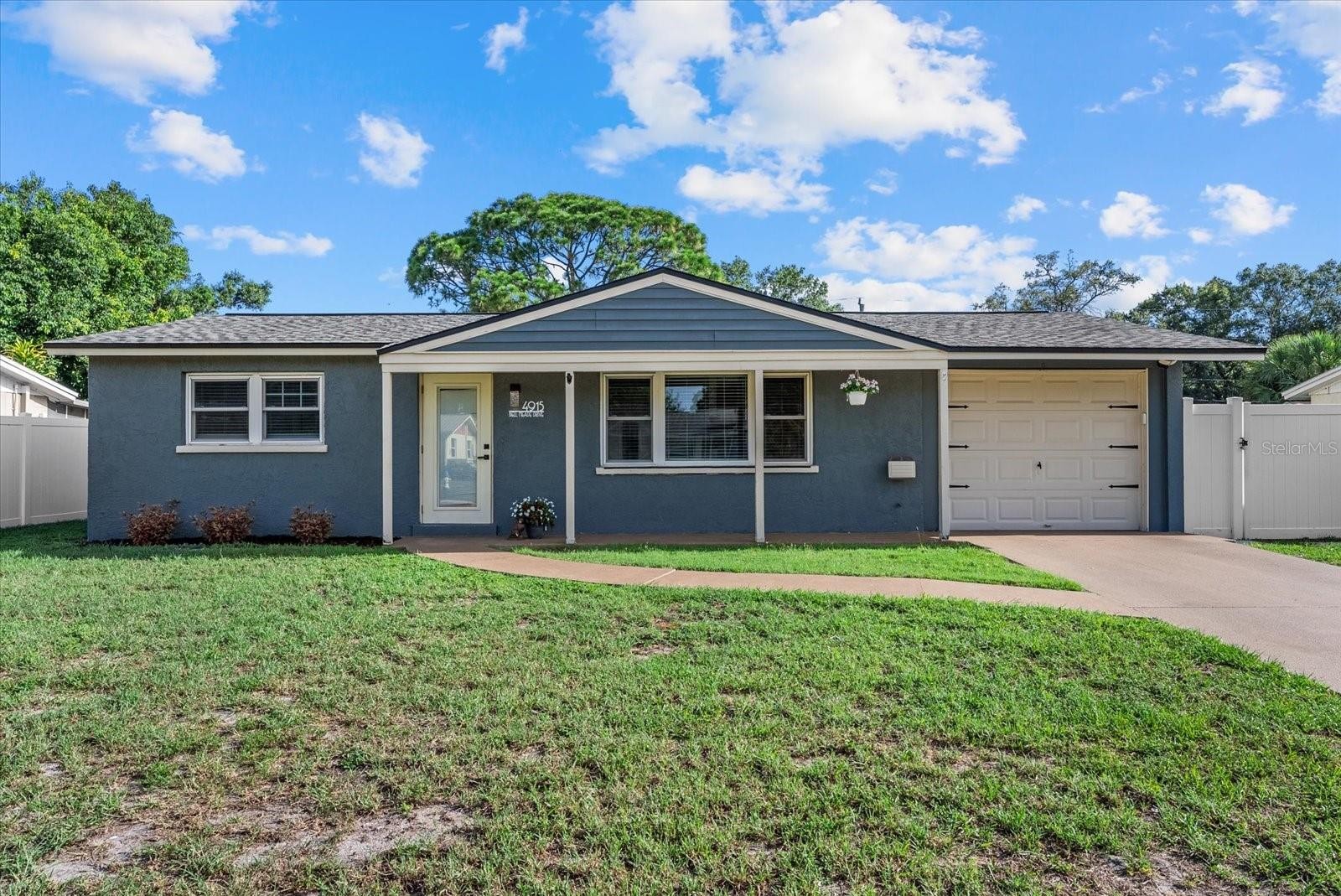 4915 BELL MEADE DR