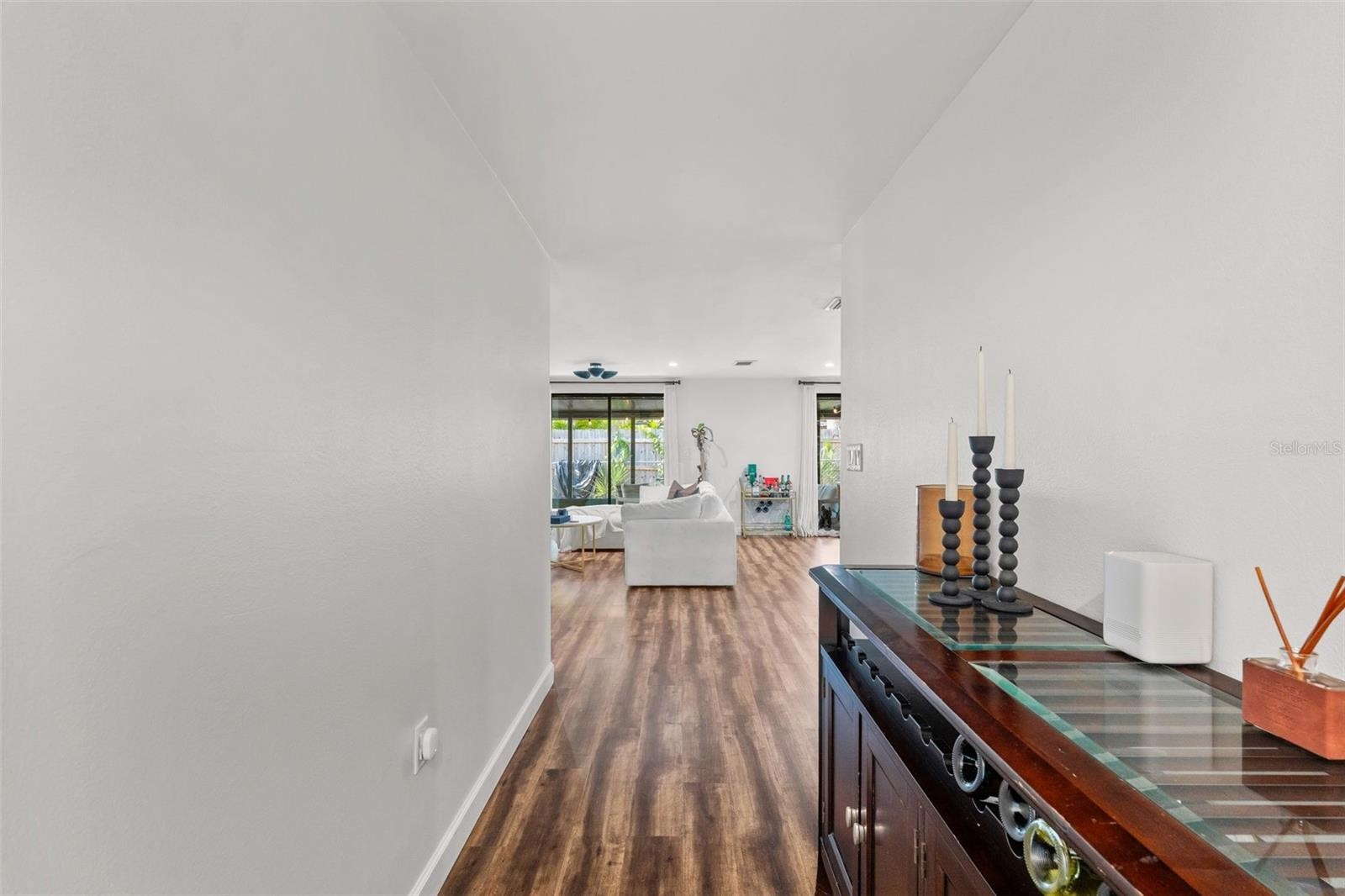 2874 DAVIS BLVD