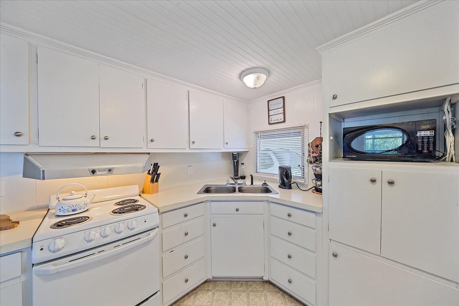 1100 UNIVERSITY PKWY #58
