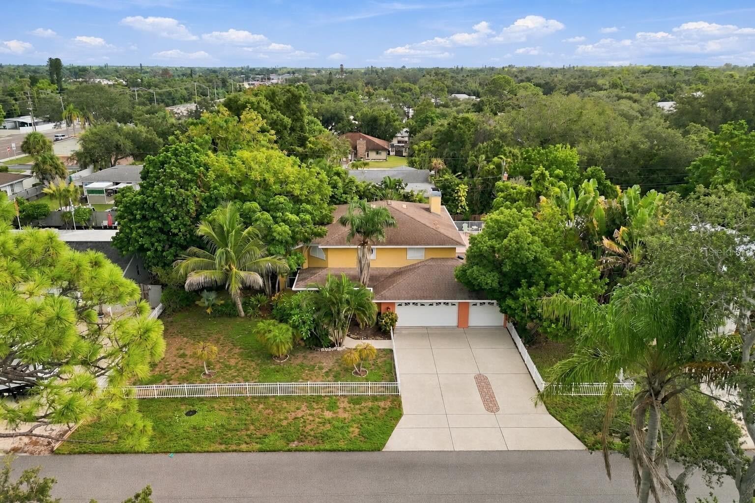 2429 WHIPPOORWILL CIR