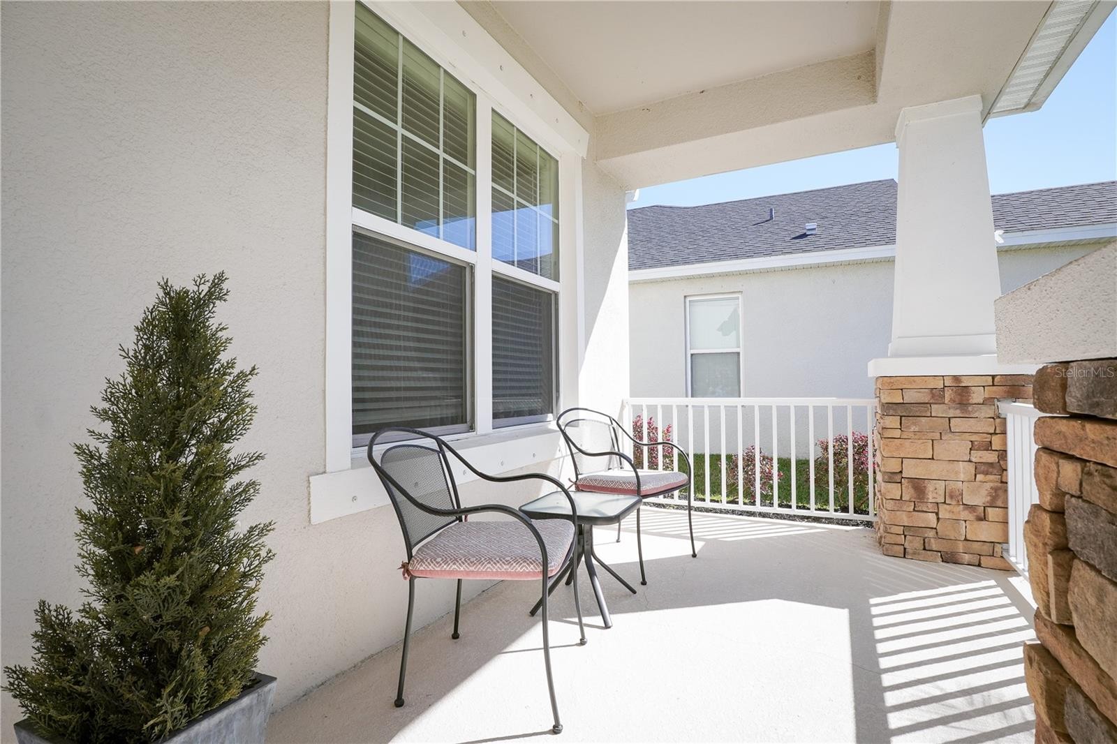 6332 LAURELCREST GLN