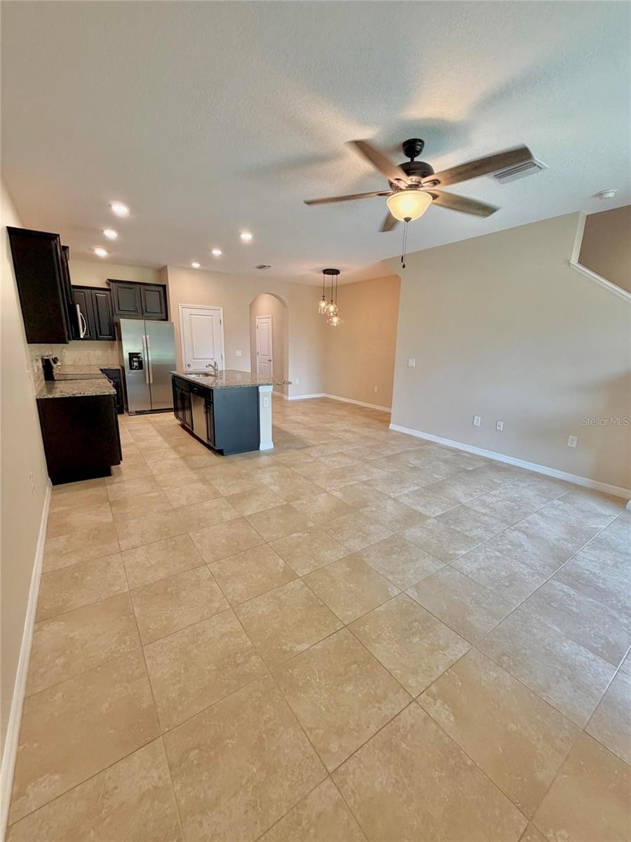2463 MIDNIGHT PEARL DR