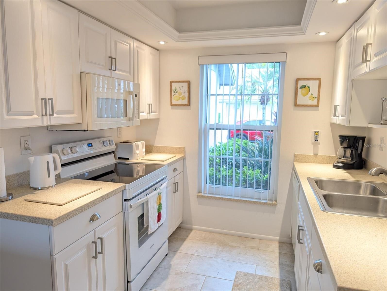 5377 CRESTLAKE BLVD #69