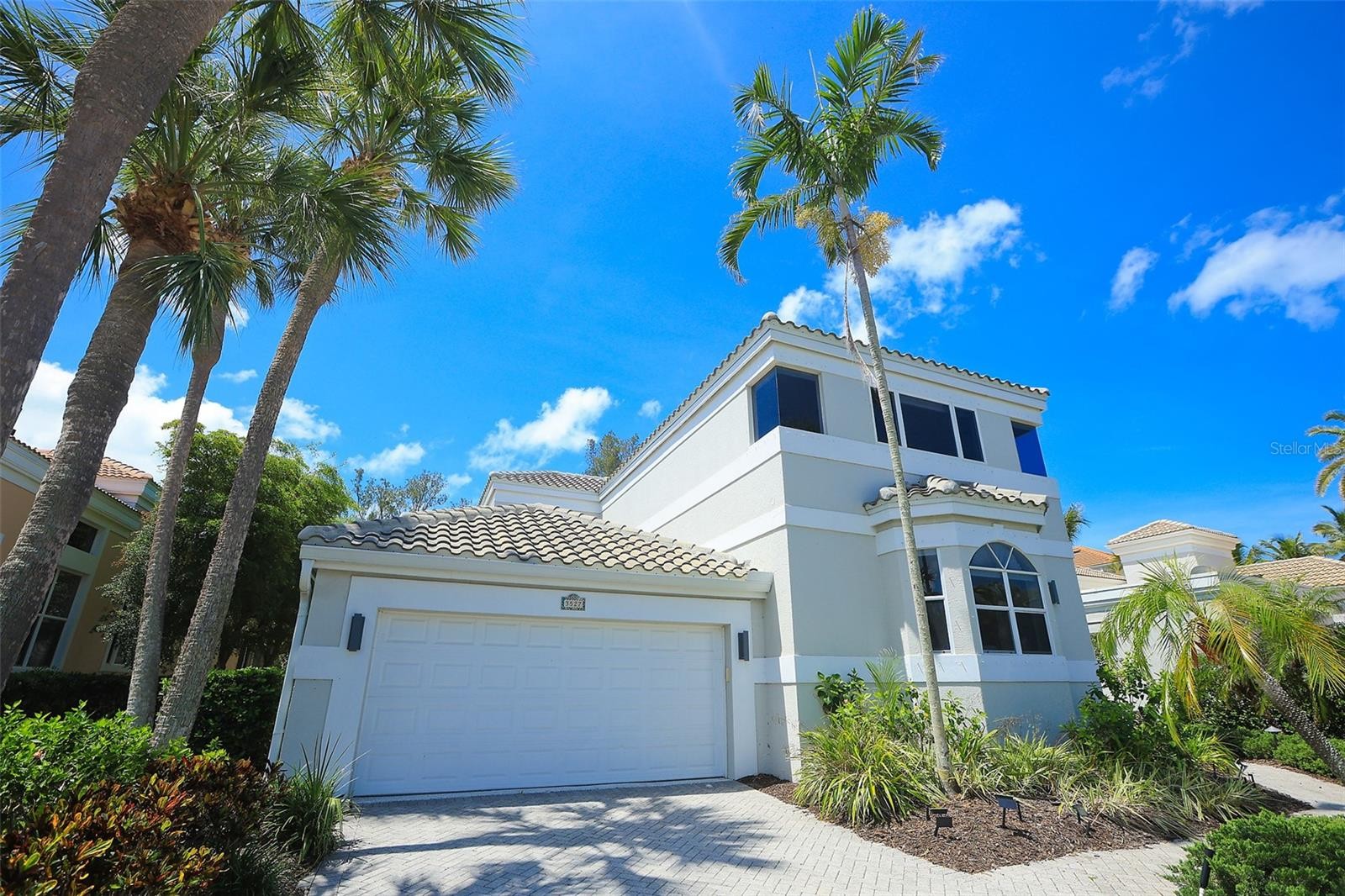 3527 FAIR OAKS LN