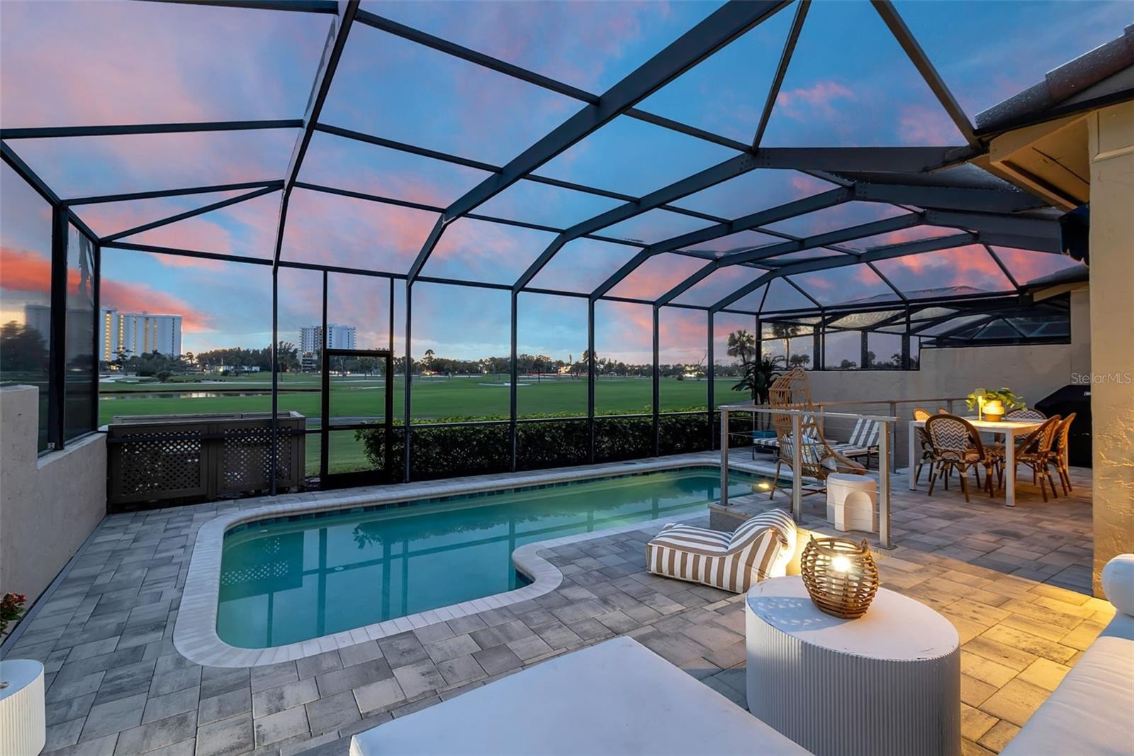 2341 HARBOUR OAKS DR