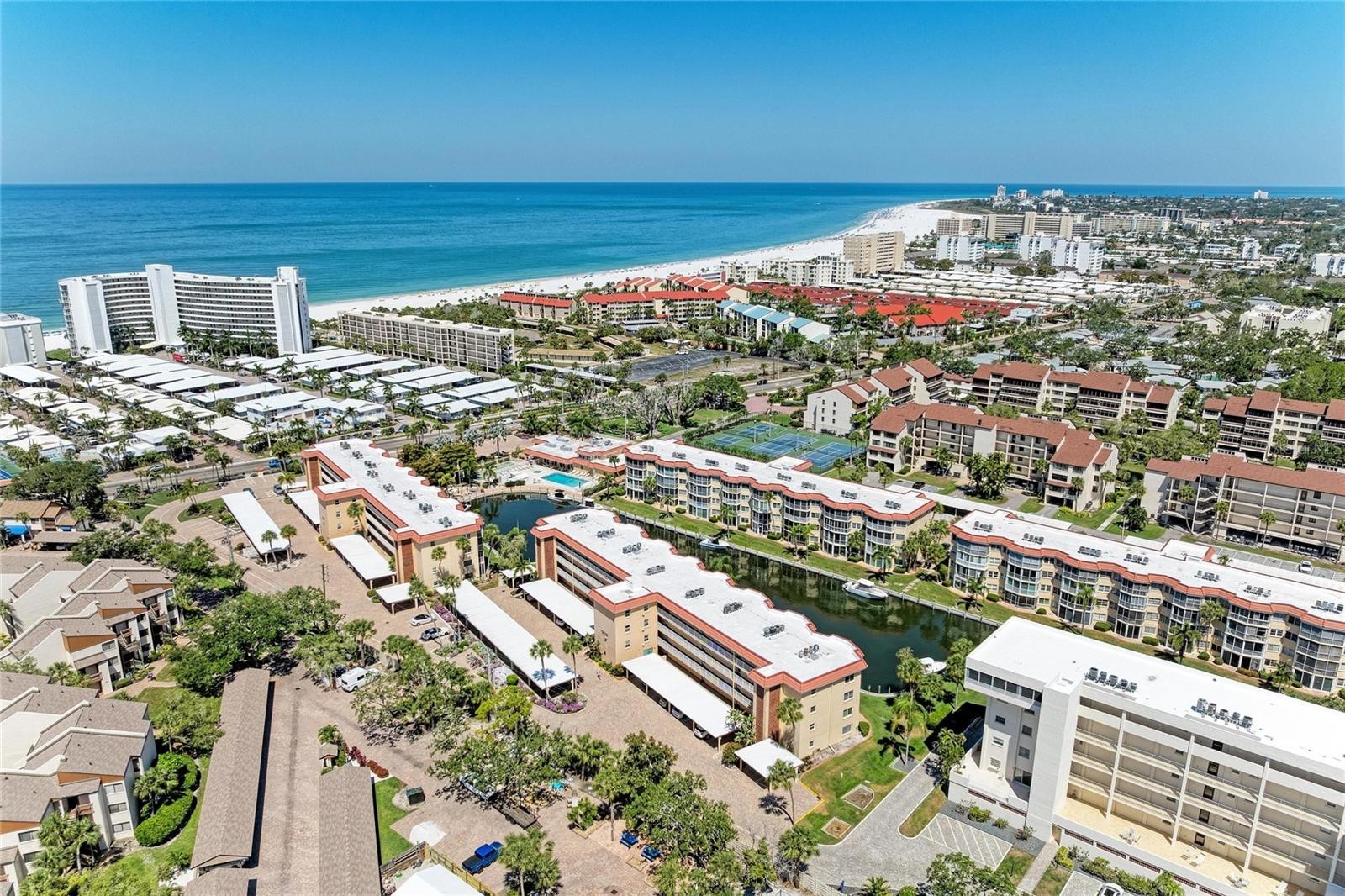 1257 S PORTOFINO DR #104