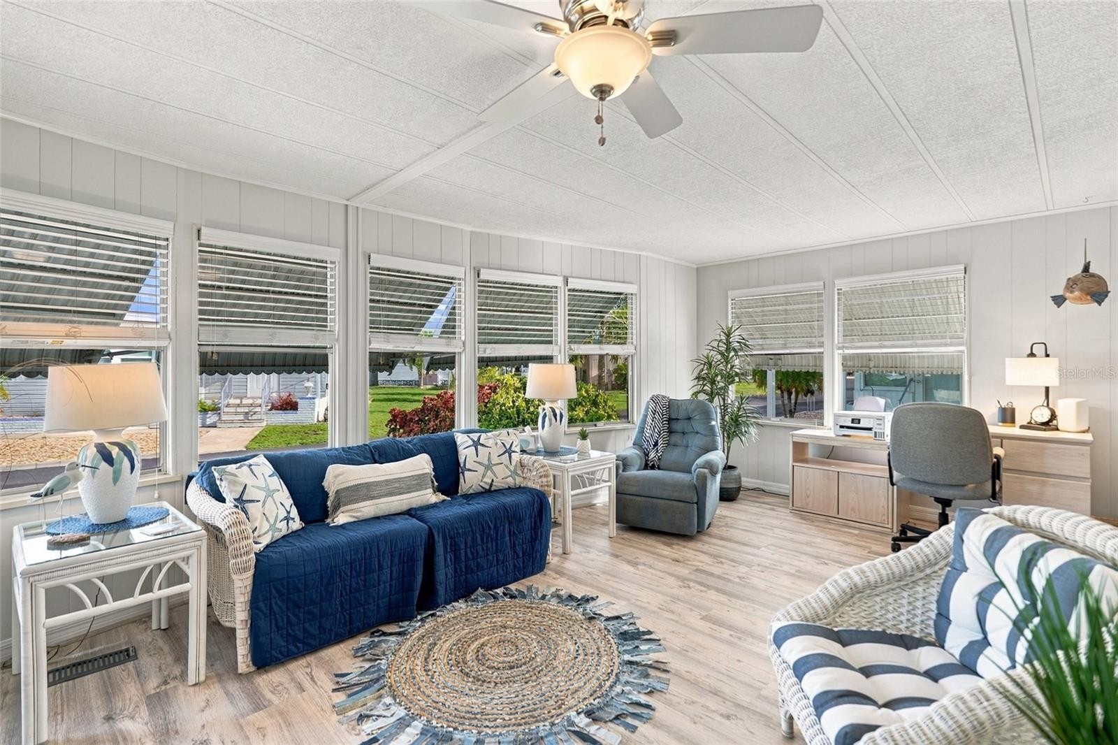 17 LAFITTE DR