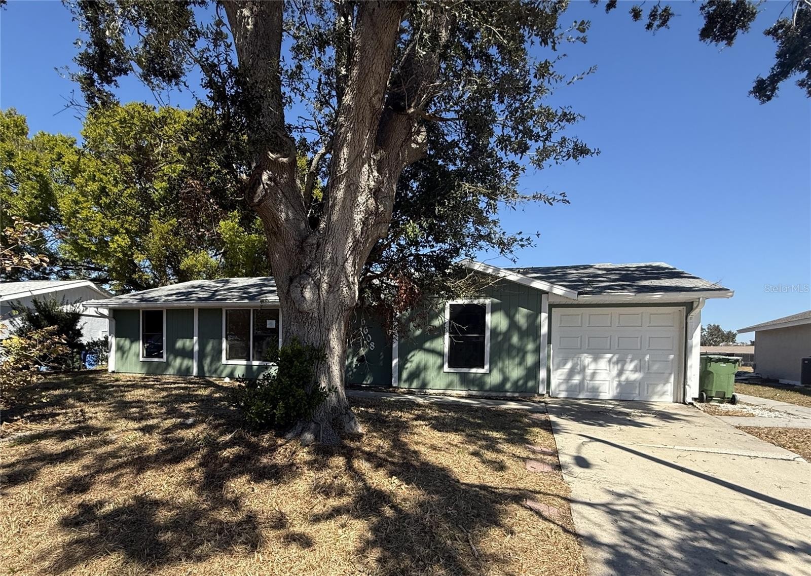 6608 36TH AVENUE DR W