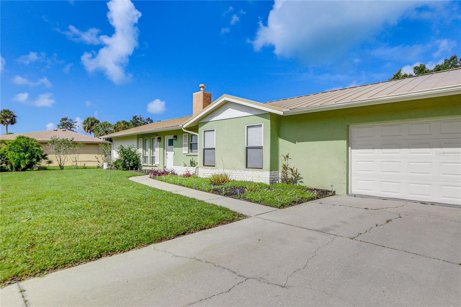 2110 HEASLEY RD