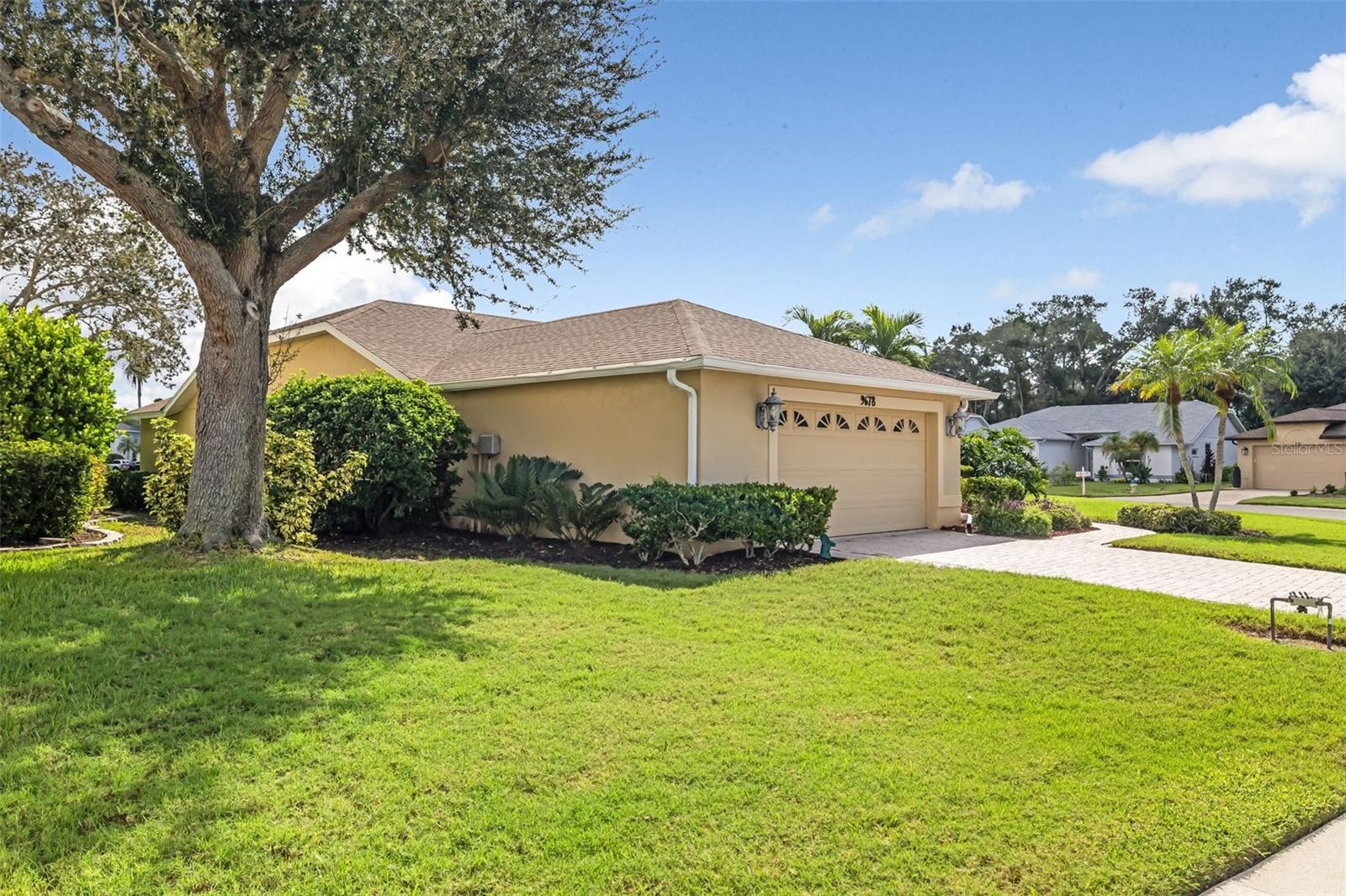 9678 KNIGHTSBRIDGE CIR