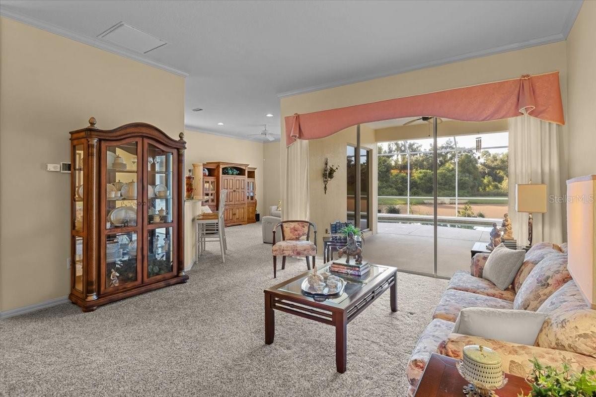 3211 WOODLAND FERN DR