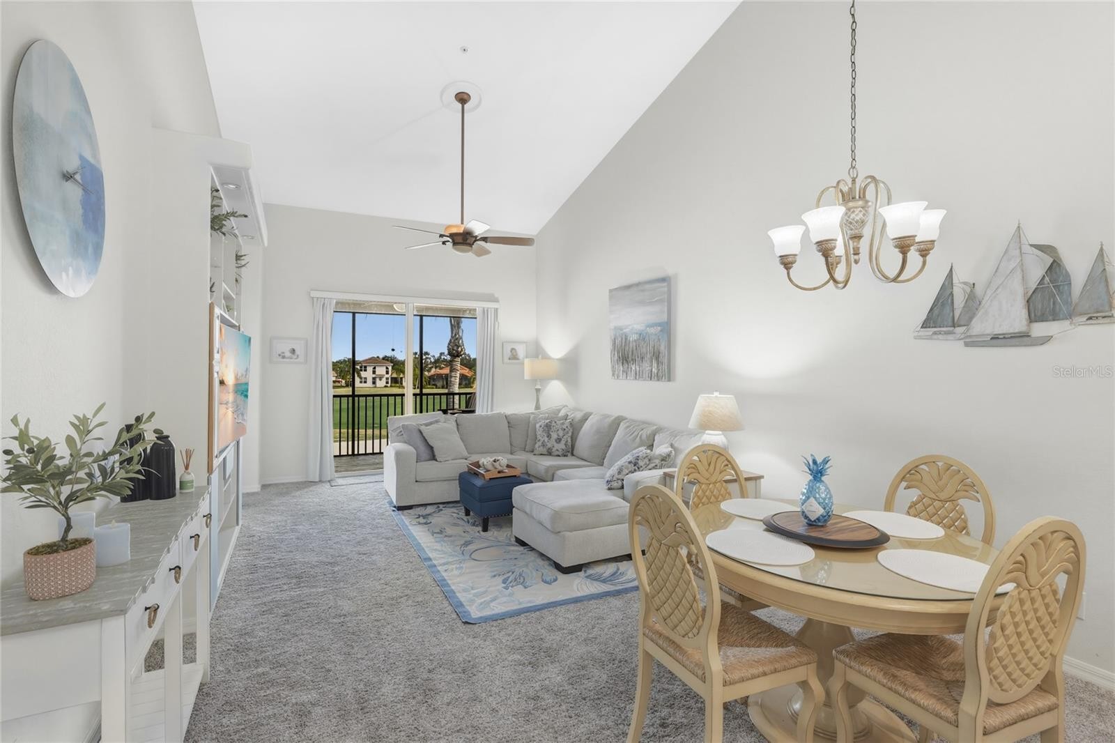 811 FAIRWAYCOVE LN #204