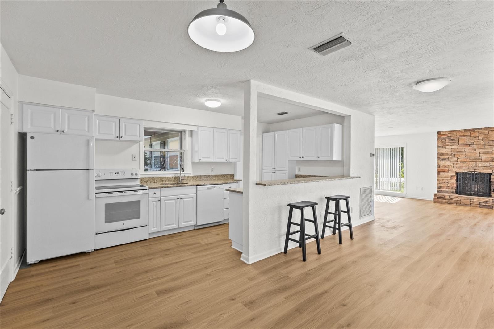 2588 COLORADO ST