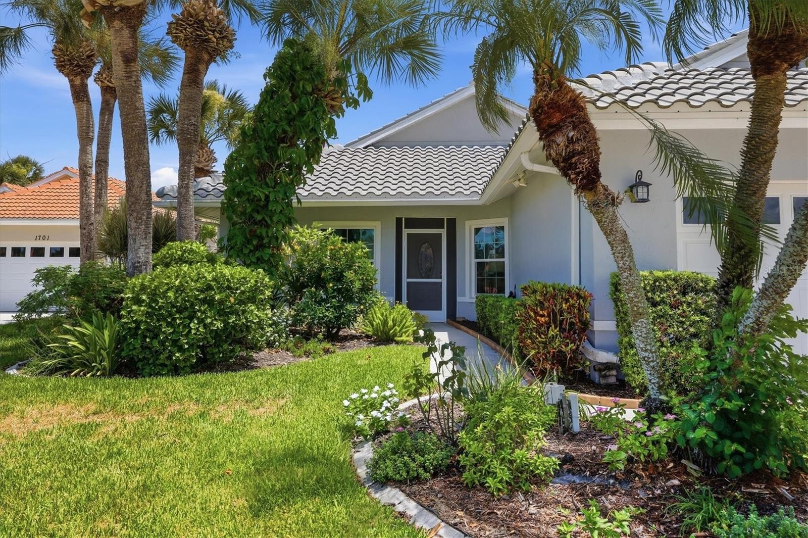 1703 MOON DR