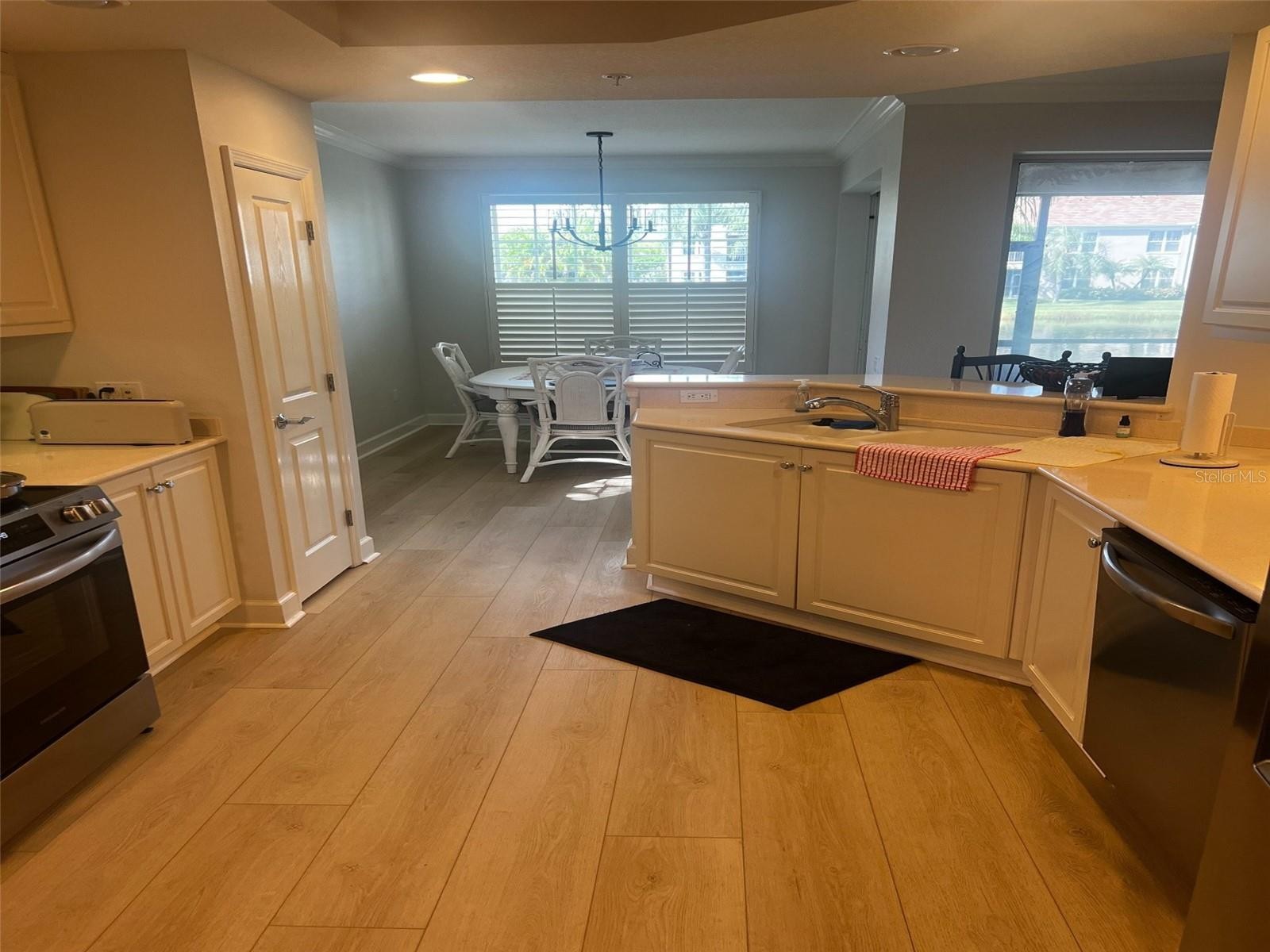 5235 PARISIENNE PL #101B28