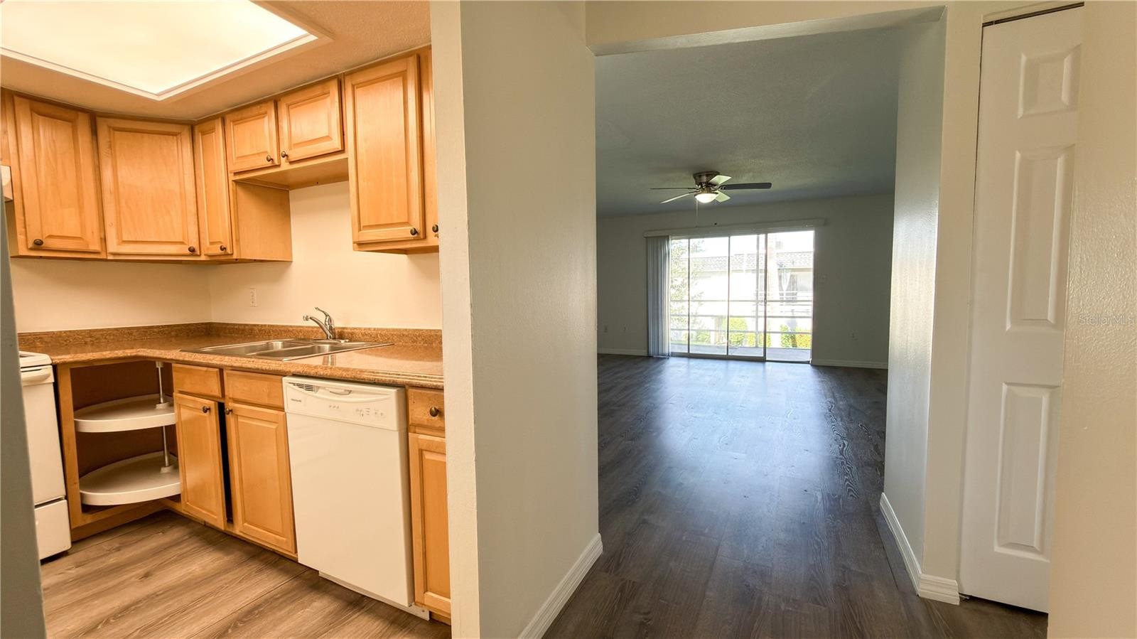 3500 BENEVA RD #306