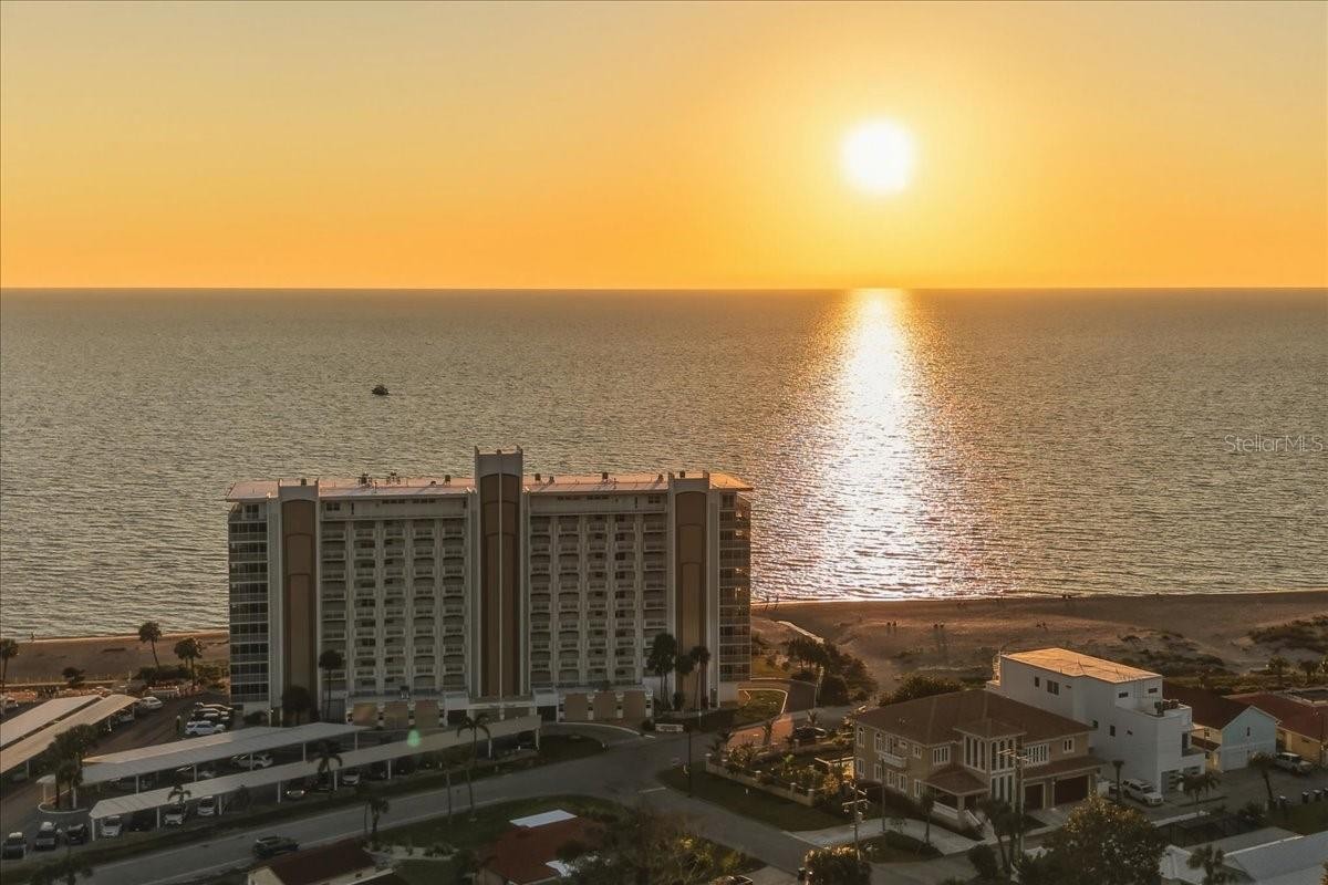 633 ALHAMBRA RD #301