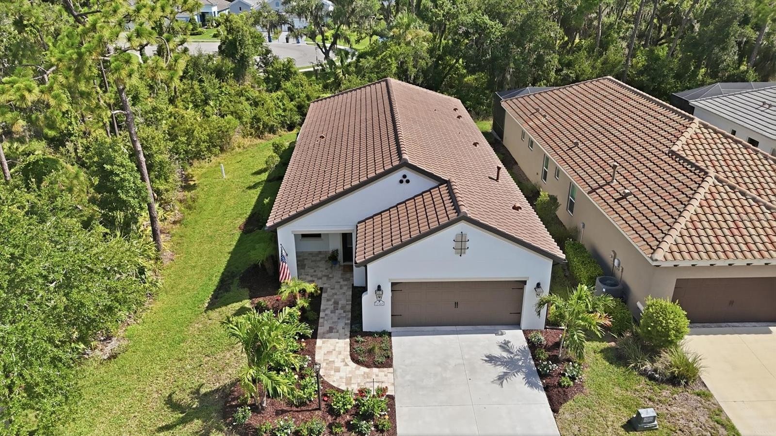 12946 TRUE BLUE CIR
