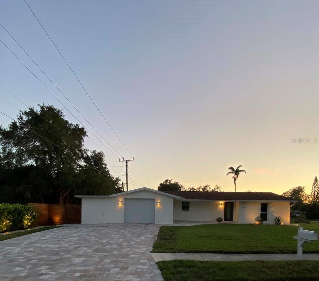 2920 GULF GATE DR