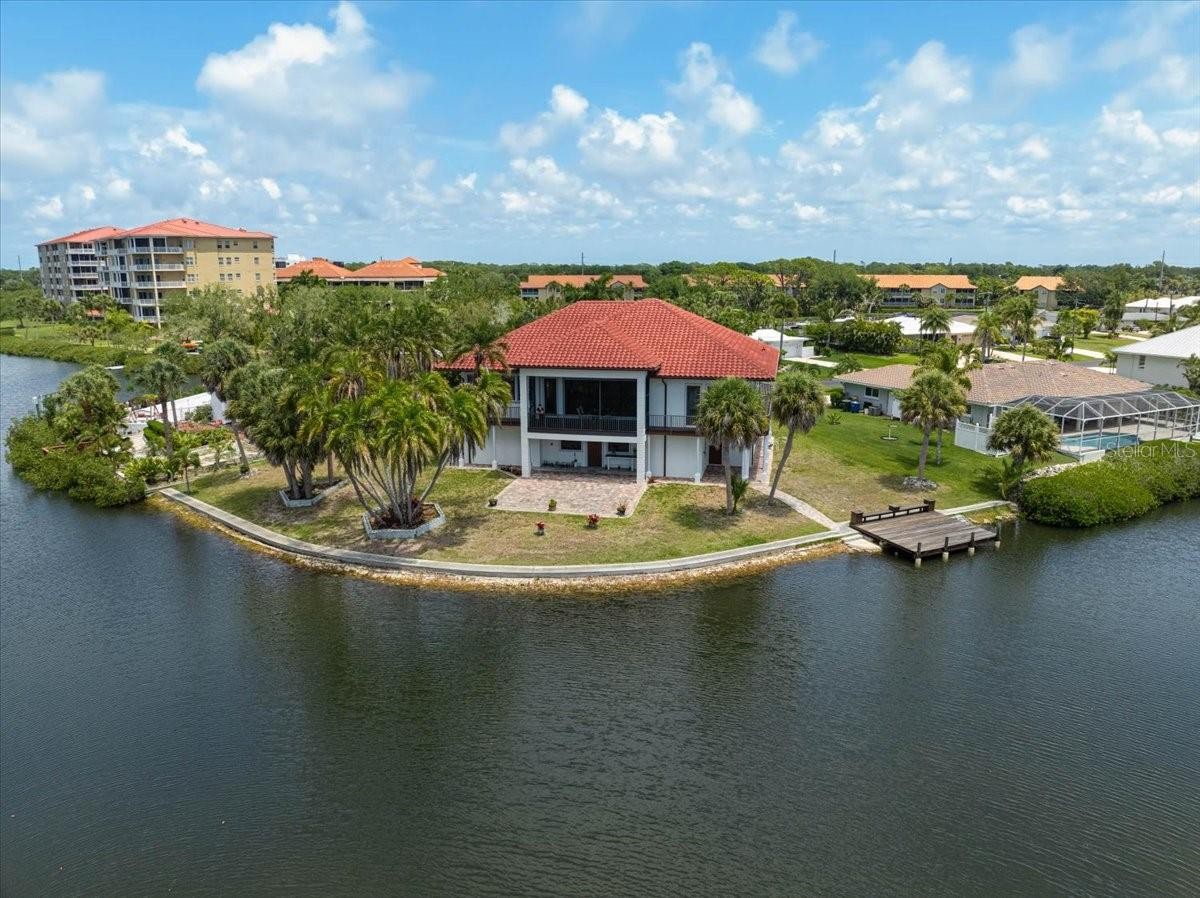 135 TINA ISLAND DR