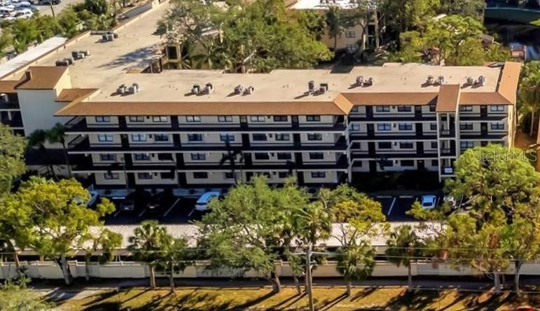 625 30TH AVE W #G408