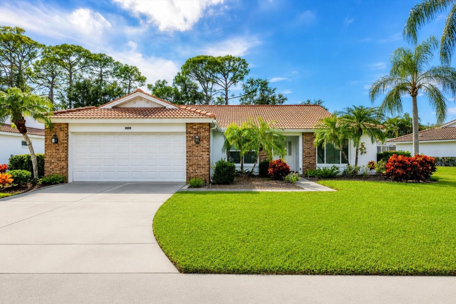5908 GARDEN LAKES MAJESTIC