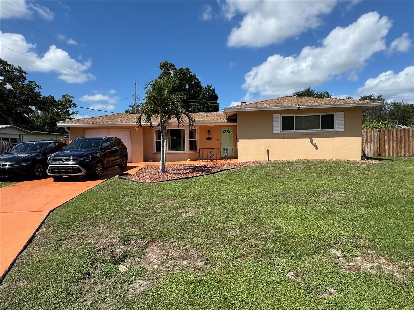2715 HEATHER PL