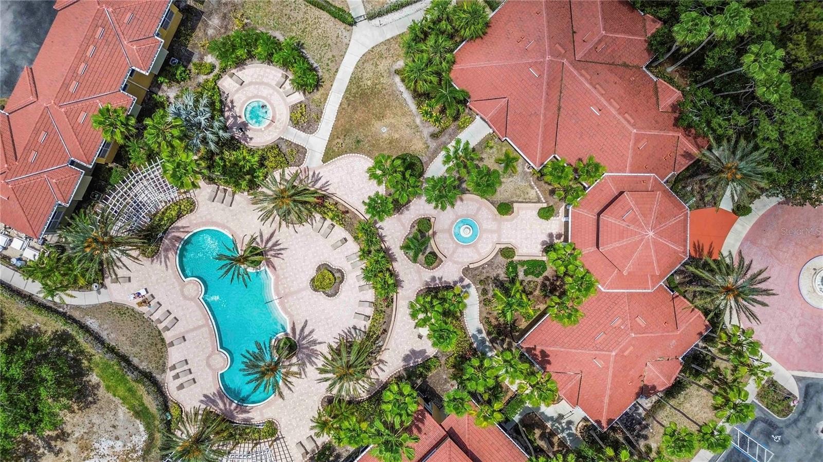 5721 BENTGRASS DR #20-104