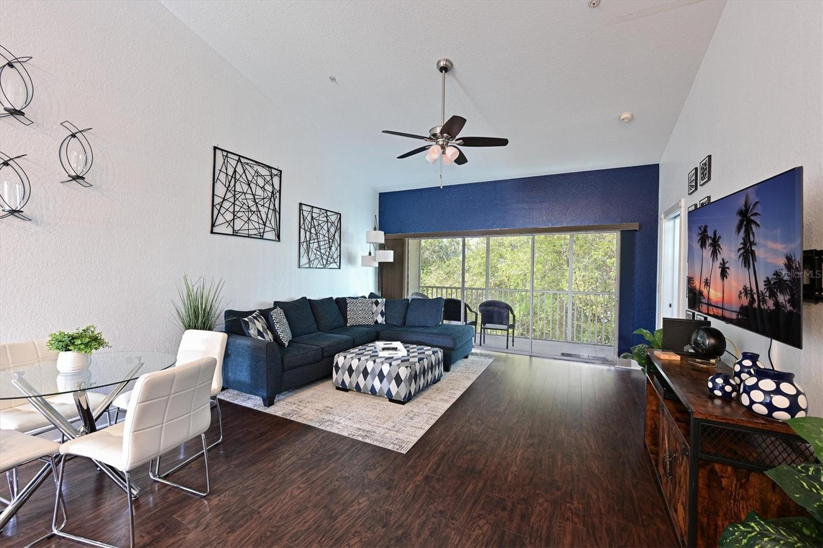 6589 FAIRWAY GARDENS DR #202