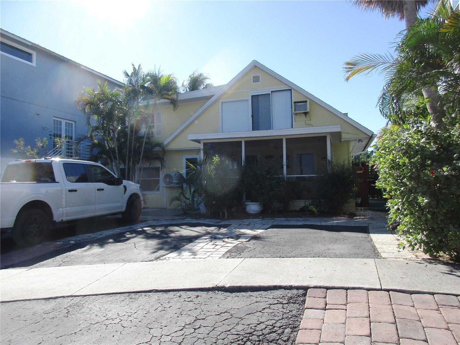 618 AVENIDA DE MAYO