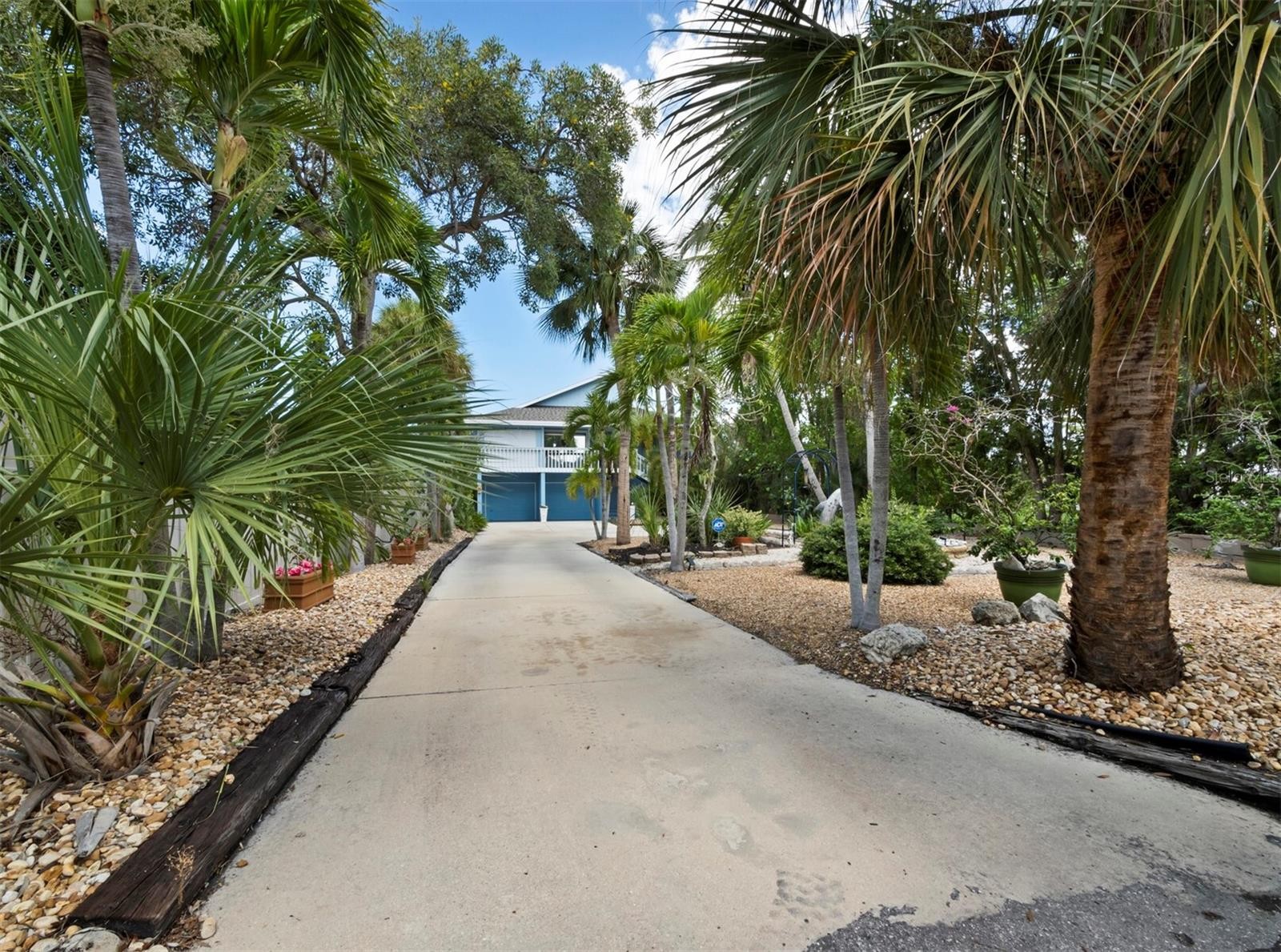 4114 ROBERTS POINT CIR