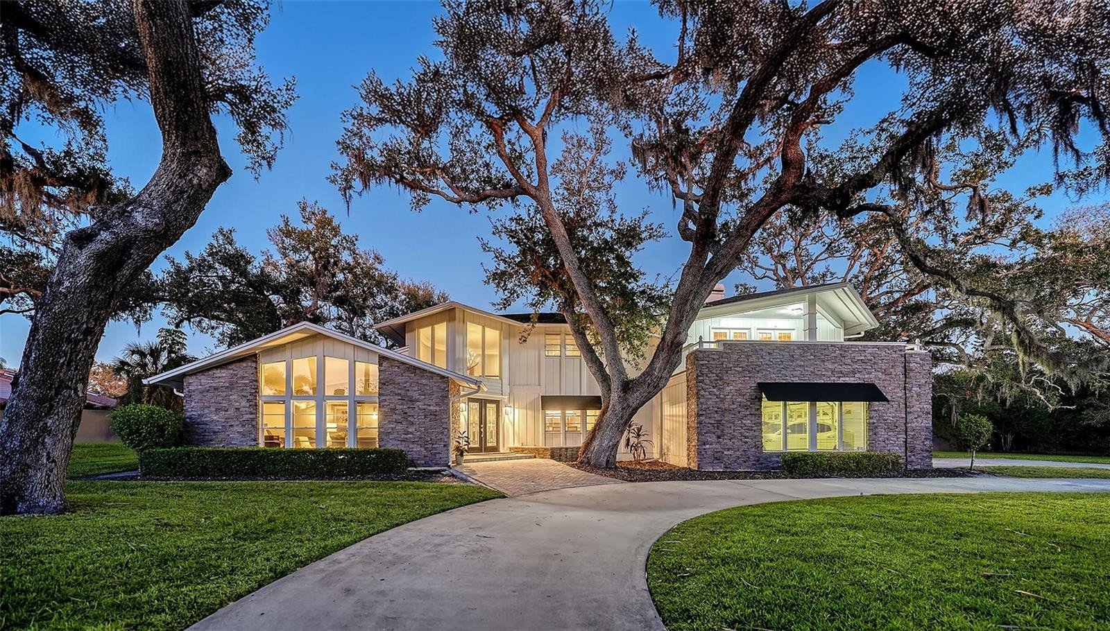 3783 BENEVA OAKS BLVD