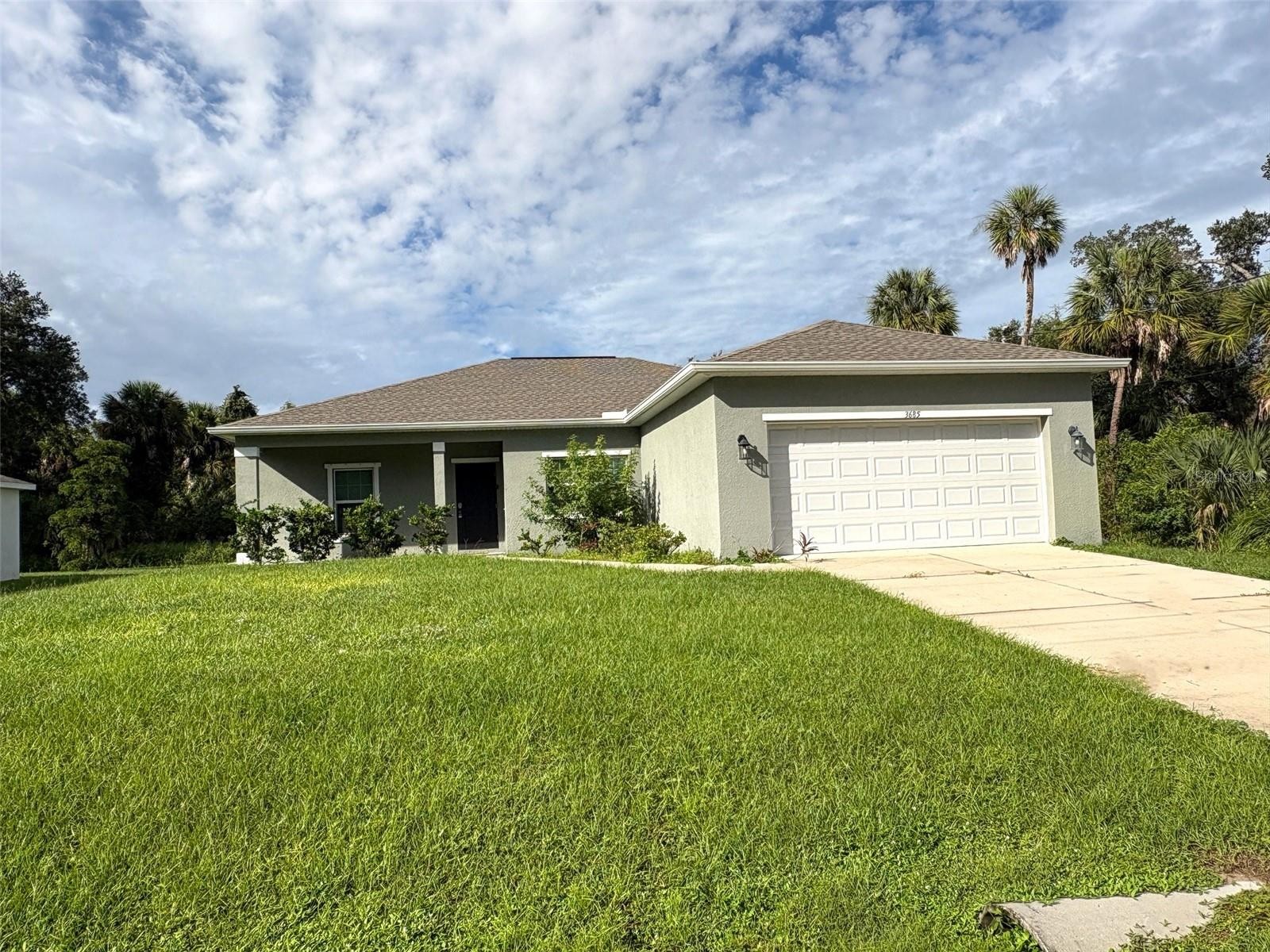 3685 TRENTON LN