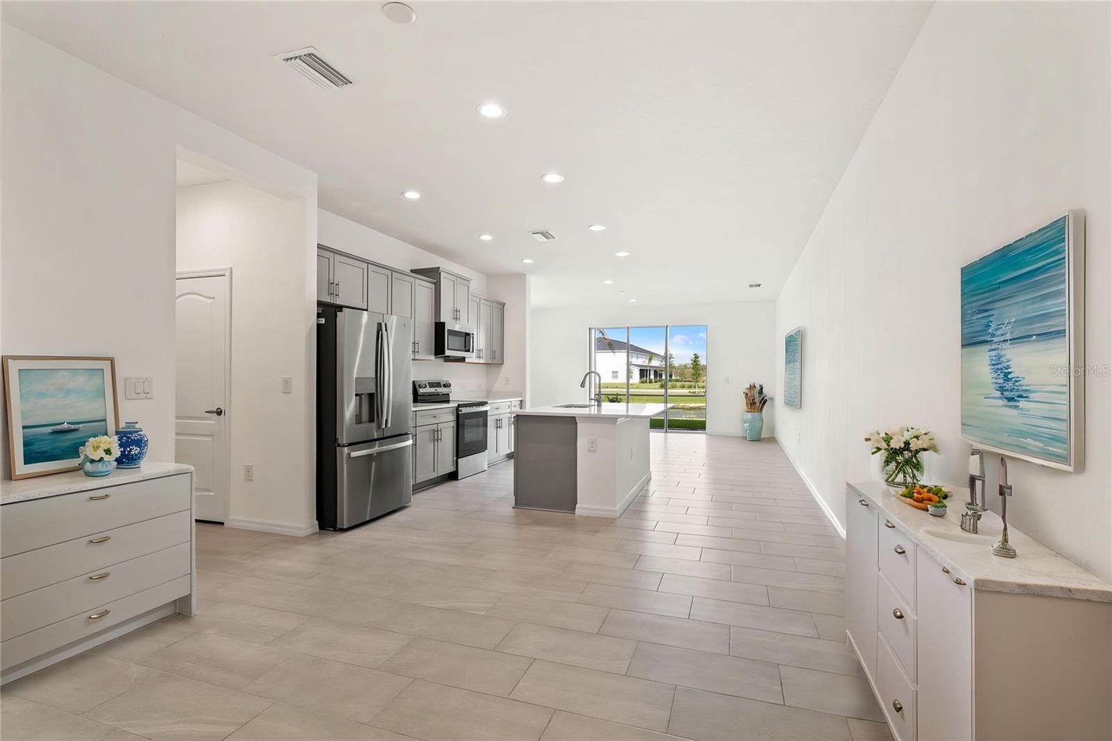 2272 WASHINGTON PALM CT