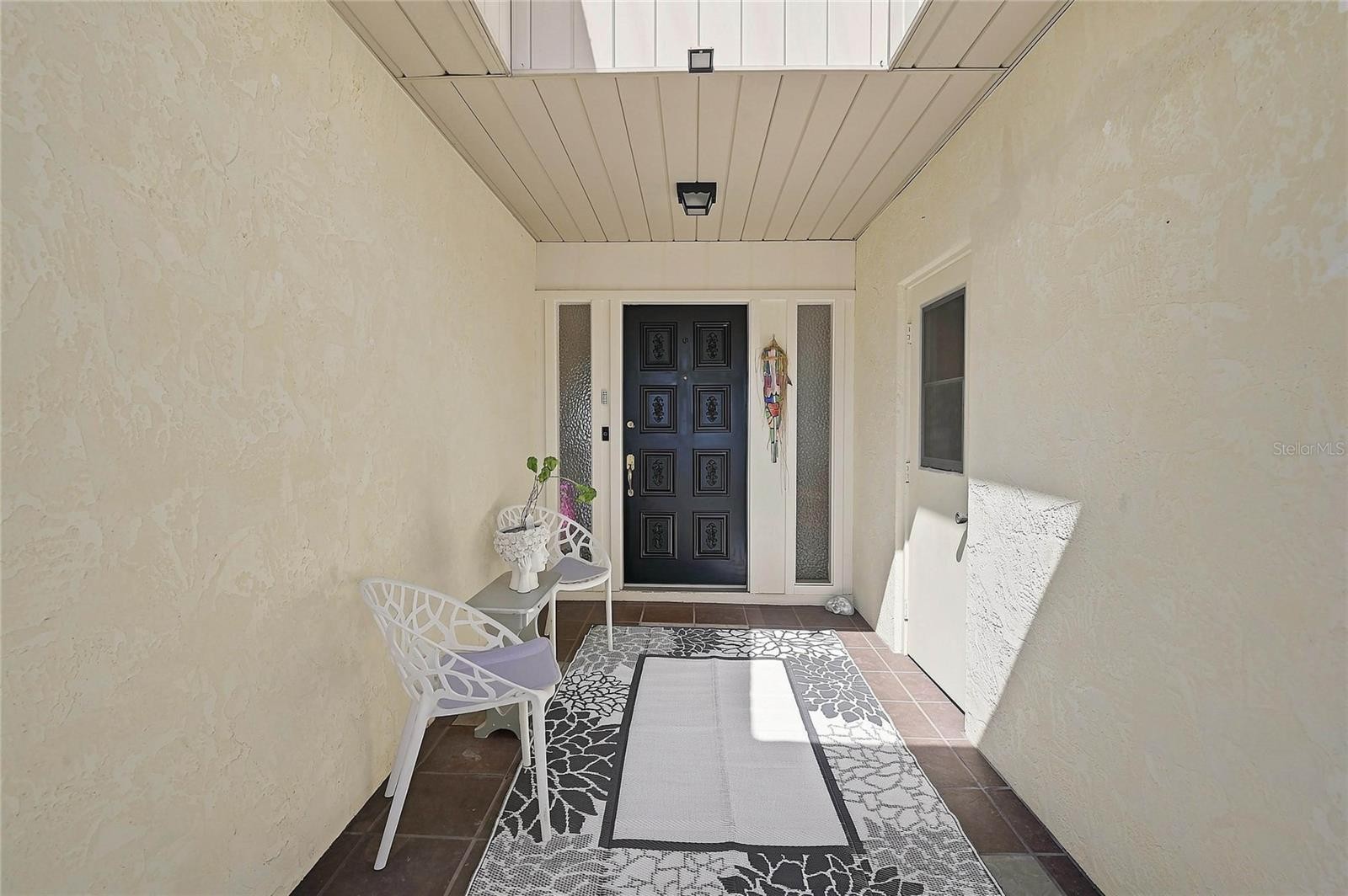 57 SANDSTONE CIR