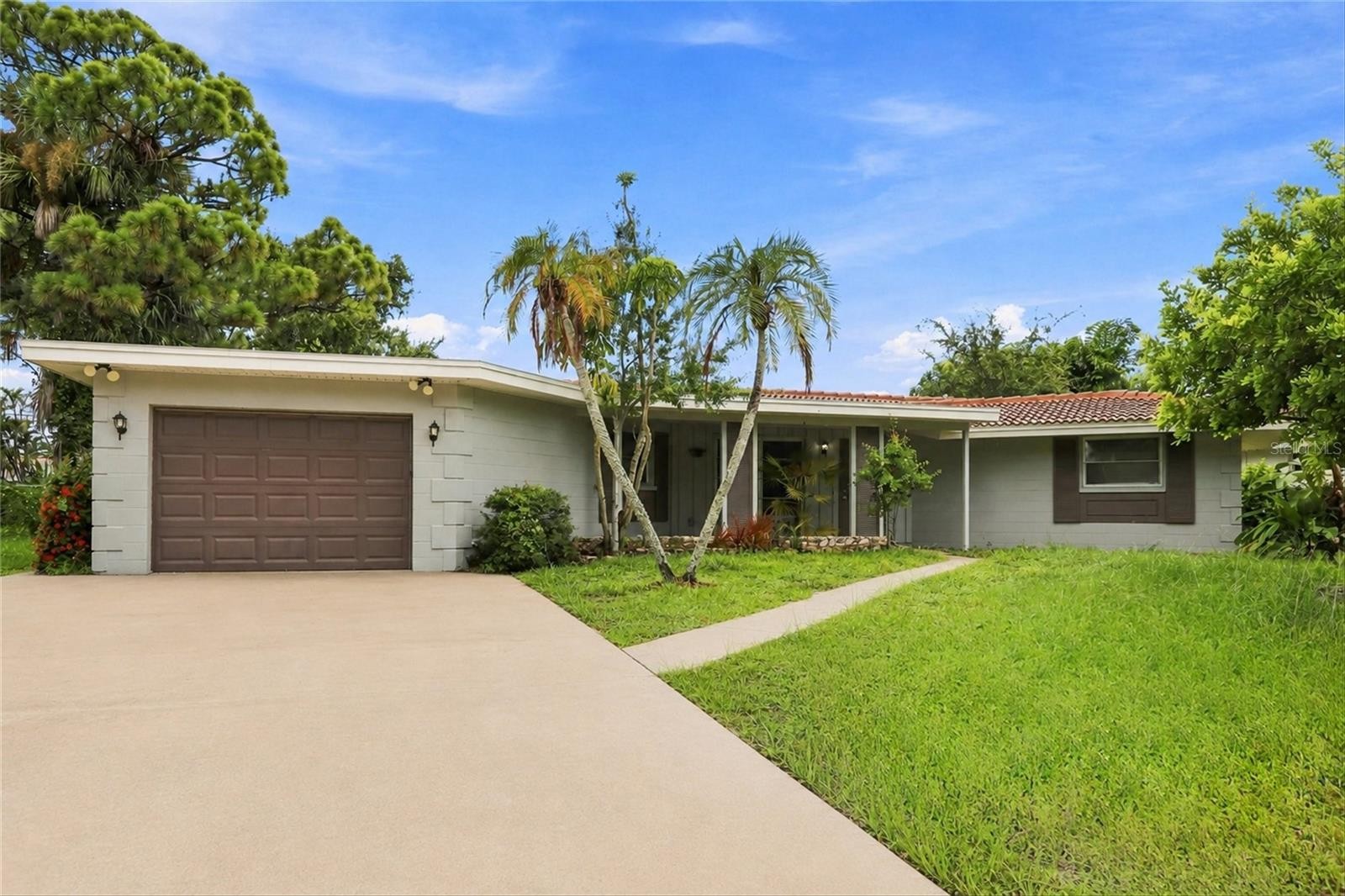 131 DEGAS DR