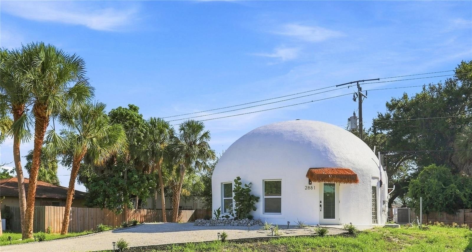 2881 GENTIAN RD