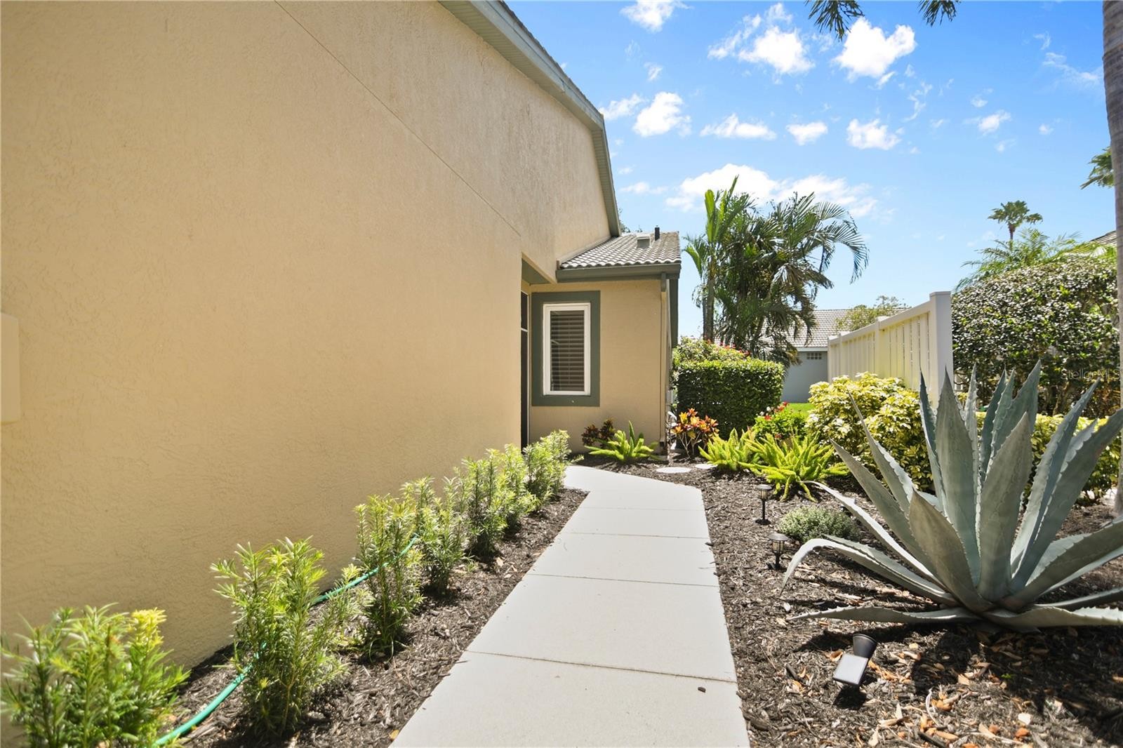 8579 54TH AVENUE CIR E