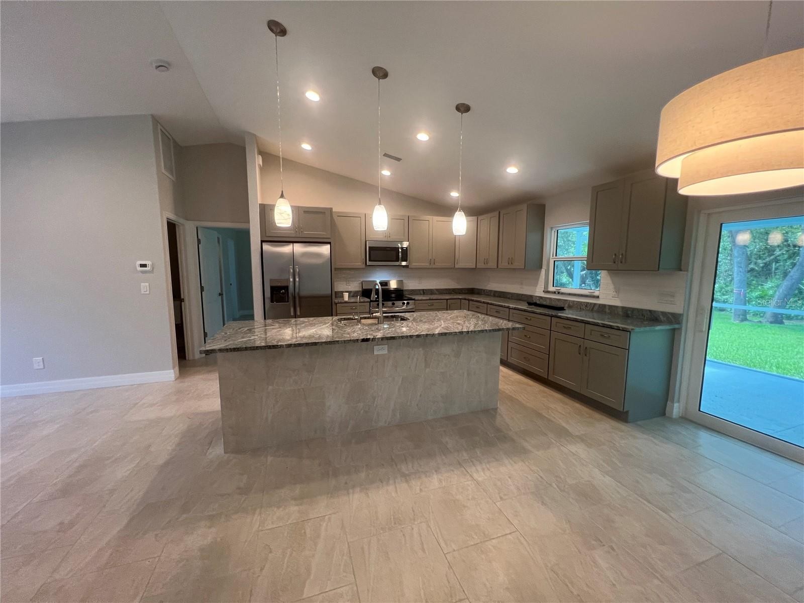 2451 WALLER RD