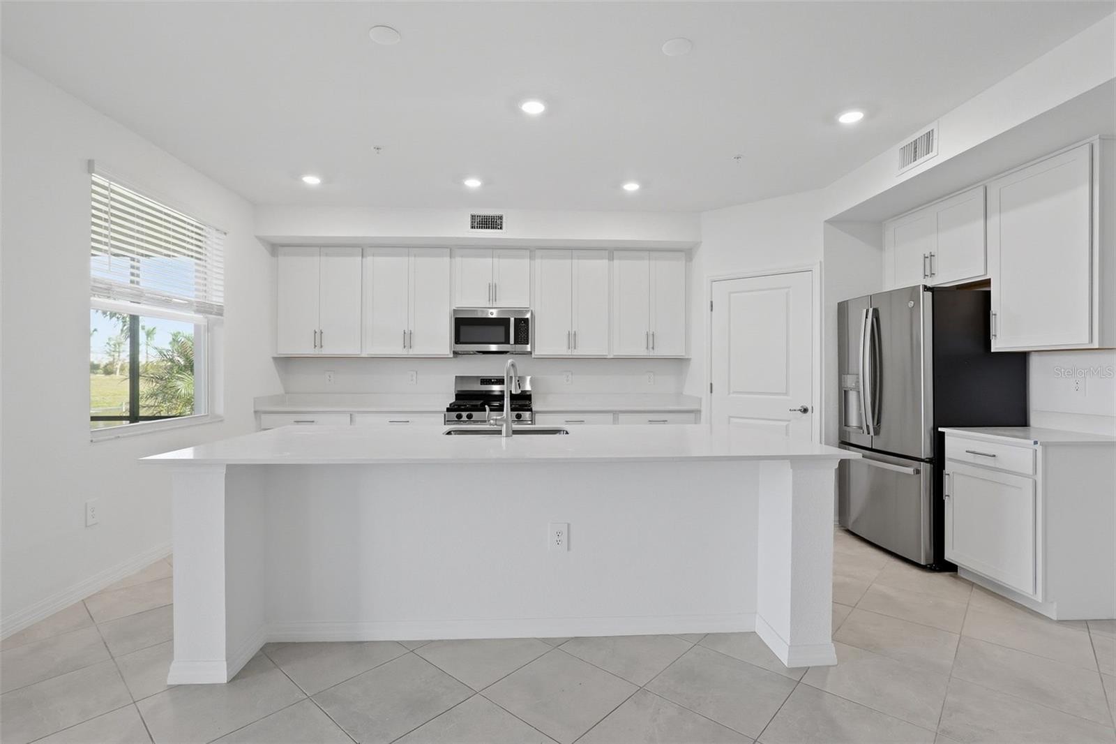 19219 CHERRYSTONE WAY #101